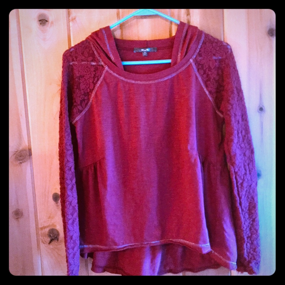 Miss Me Lace Blouse Womens Hooded asymmetrical